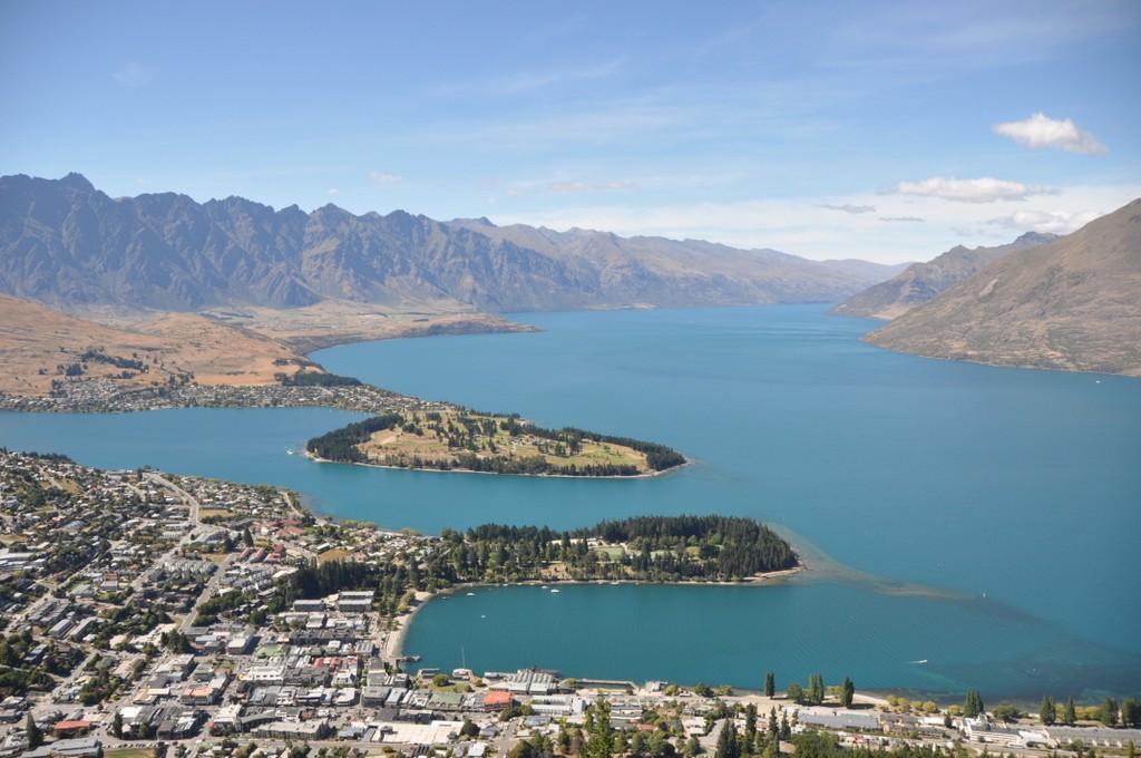 On our last day in Queenstown, we took a beautiful ride up the Skyline Gondola, for a fantastic view of the city and Lake Wakatipu.